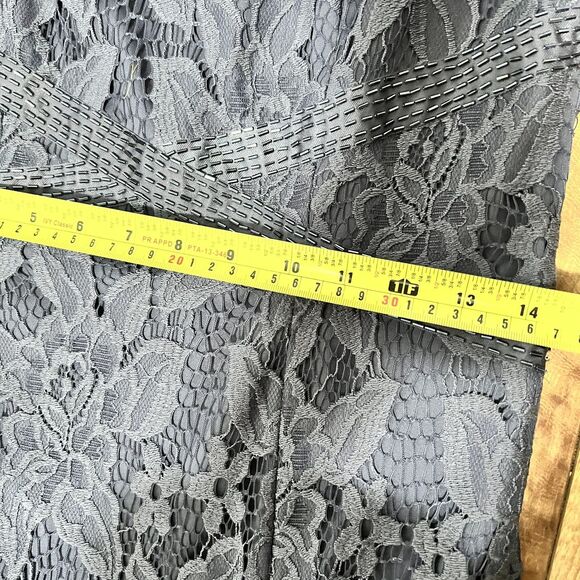 Adrianna Papell Maxi Dress Womens Size 6 Gray Lace 3/4 Sleeve Sheath Embellish - Picture 6 of 6